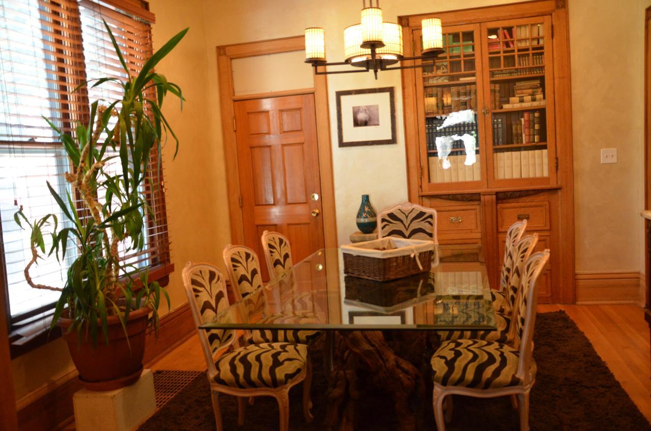 Off Broadway B & B DEN Zewnętrze zdjęcie